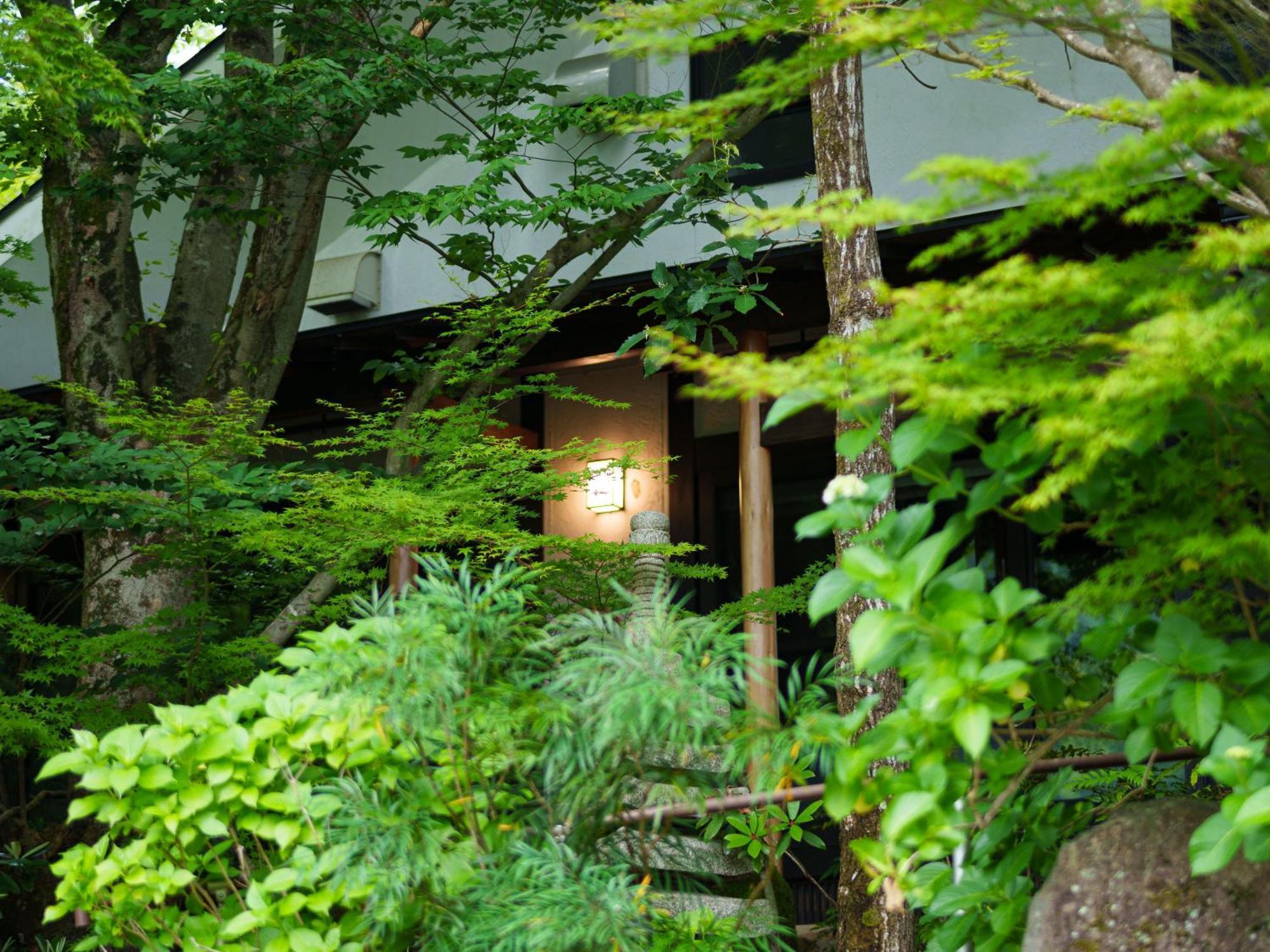 Hotel Yufuin Rakuyu Exterior foto