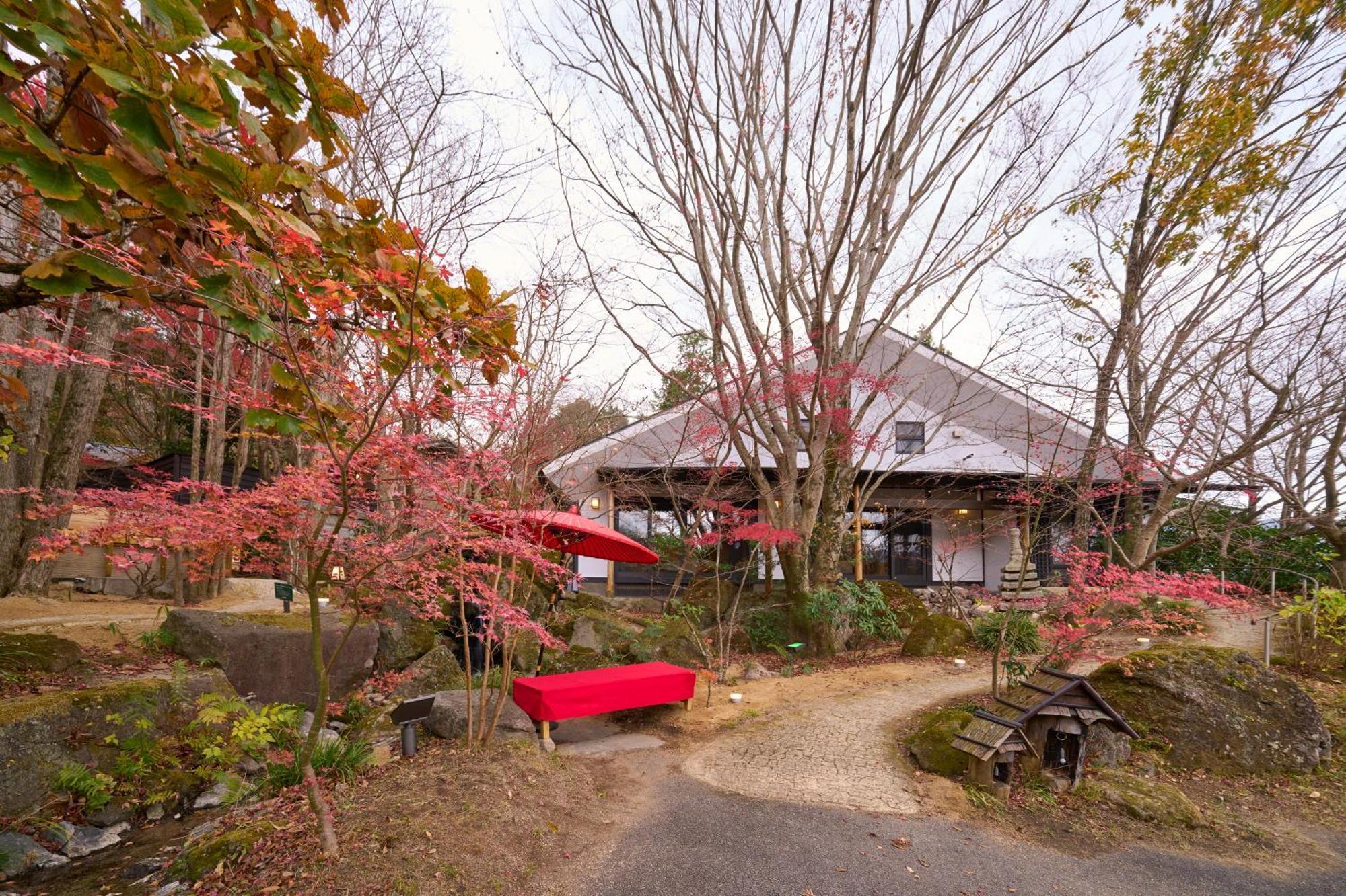 Hotel Yufuin Rakuyu Exterior foto